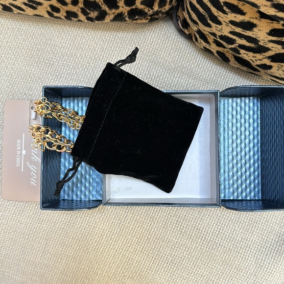 Luis Vuitton 🔐 Lock & Key #320 on double link chain. Nice weight. - Picture 8 of 8